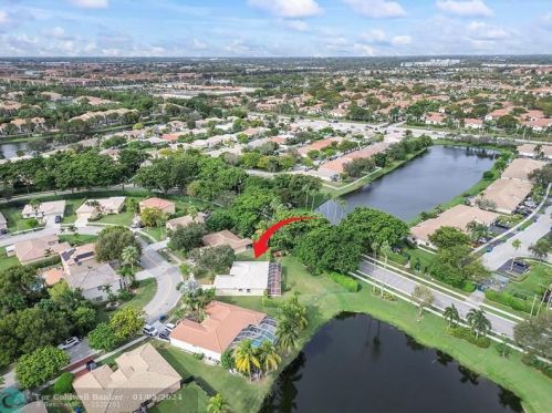 11901 20th St, Hollywood FL  33025-5616 exterior