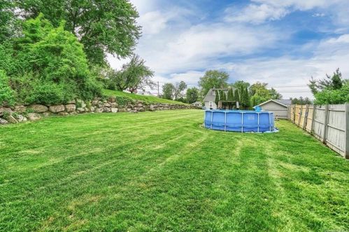 29 Ramapo Rd, Garnerville NY  10923-1717 exterior