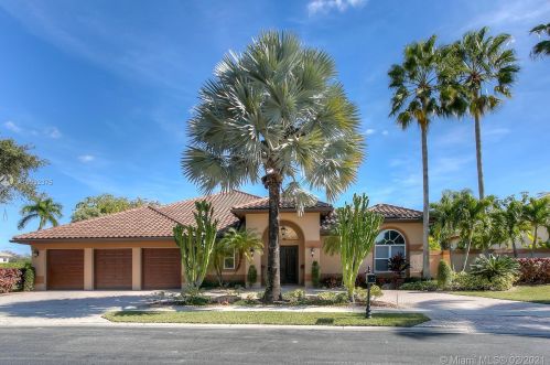 1011 156th Ave, Hollywood, FL 33027-2257