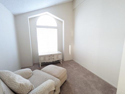 5438 Don Luis Dr, Carlsbad CA  92010-3927 exterior