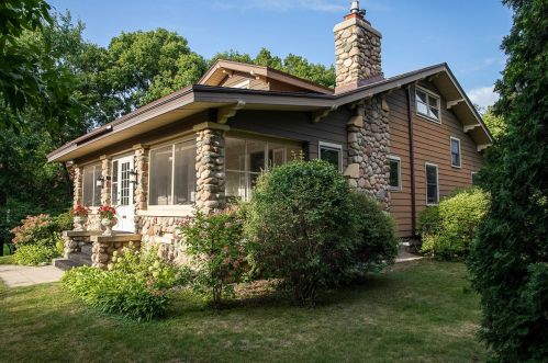 721 Cedar St, Alex, MN 56308-1728