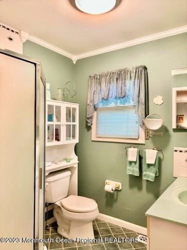 1768 Woodside Rd, Lacey NJ  08731-3360 exterior