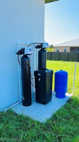 2505 26th St, Lehigh Acres FL  33976-4095 exterior