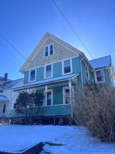 23 Bentley Ave, Norwich CT  06360-6901 exterior