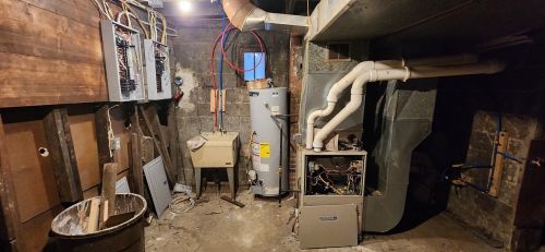 5725 Verona Rd, Verona PA  15147-3012 exterior