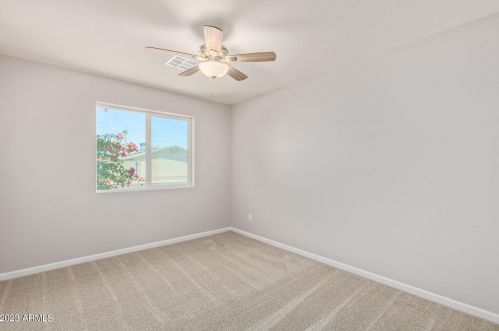 12632 50th Dr, Glendale AZ  85304-2004 exterior