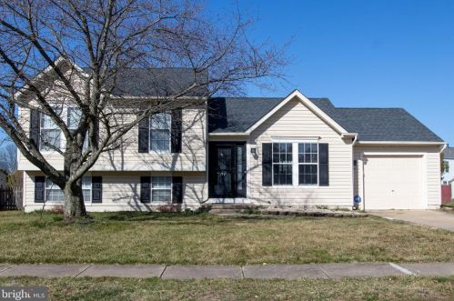 87 Violette Dr, New Castle, DE 19720-8607