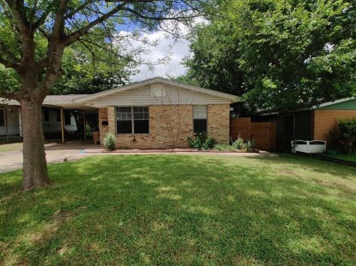 1803 Forest Hill Dr, Austin TX  78745-1720 exterior