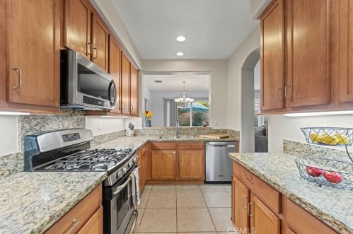23860 Toscana Dr, Santa Clarita CA  91354-3015 exterior