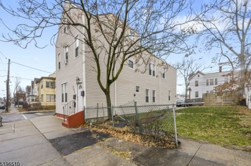 287 Sanford St, East Orange NJ  07018-1018 exterior