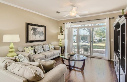 340 Portsmouth Dr, Georgetown TX  78633-5110 exterior