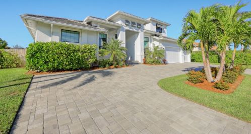 1480 Collingswood Ave, Marco Island, FL 34145-5880