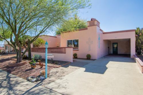 102 La Soledad, Green Valley, AZ 85614-2426