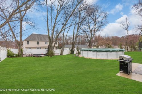 3 Crestview Dr, Hazlet NJ  07730-1303 exterior