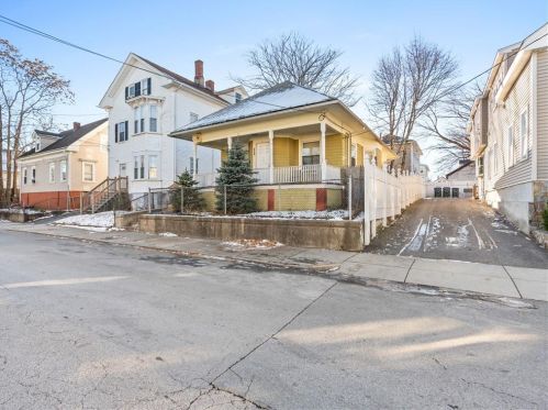 161 Ocean St, Providence, RI 02905-3001