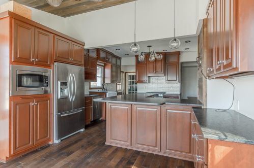 4301 Campbell Trce, Chenequa WI  53029-8846 exterior