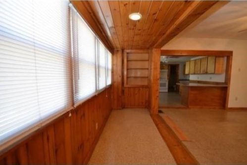 12 Quincy St, Nashua NH  03060-3417 exterior