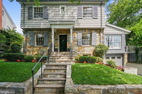 5427 32nd St, Washington, DC 20015-1357