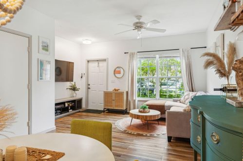 828 Kokomo Key Ln, Delray Beach FL  33483-6027 exterior