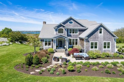 3333 Main Rd, Tiverton, RI 02878-4805