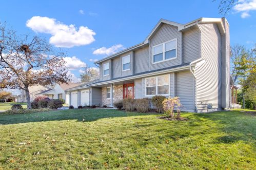 8725 Bottsford Ave, Milwaukee, WI 53228-2839