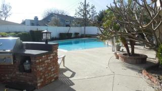 2618 Roberta Dr, Orange, CA 92869-4648