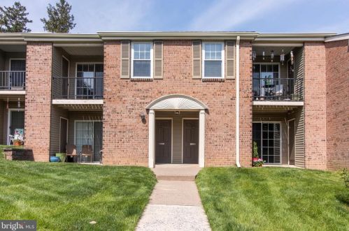 27 Wingate Ct, Blue Bell PA  19422-2525 exterior