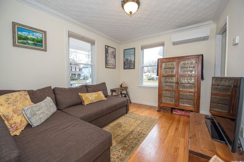 20 Washington Pl, Northport NY  11768-2936 exterior