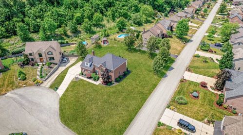 2 Percheron Ct, Canonsburg, PA 15317-5234