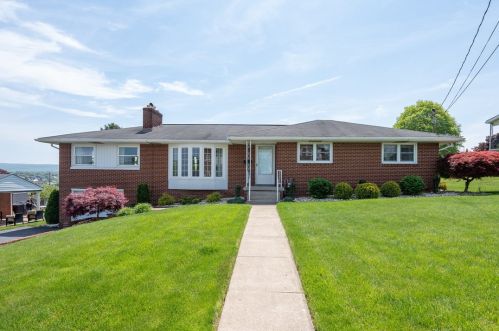 333 1st Ave, Latrobe, PA 15650-1003