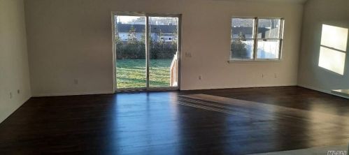 67 Hazelwood Ave, West Hampton Beach NY  11978-1403 exterior