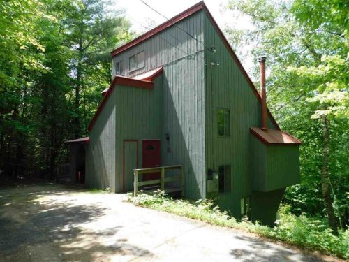 26 Weetamoo Trl, Ellsworth, NH 03223-5316