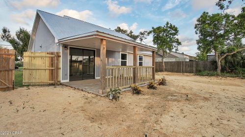2408 Jason Dr, Lynn Haven, FL 32444-4832