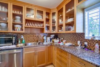 4636 College Ave, San Diego CA  92115-3903 exterior