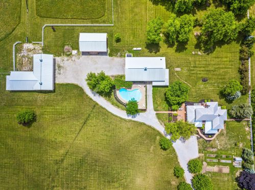 2970 Arbuckle Rd, London OH  43140-9617 exterior