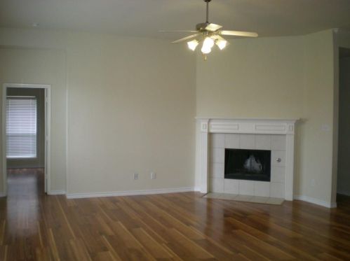 1623 Warm Springs Dr, Allen TX  75002-1884 exterior