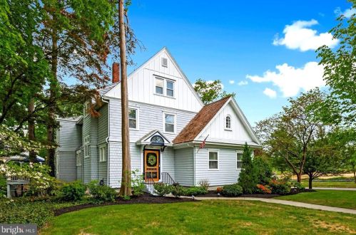 301 Highway, Riverton, NJ 08077-1005