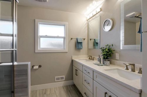 1449 Branham Ln, San Jose CA  95111-2760 exterior