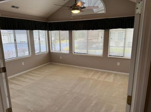 6053 Landings Pond Pl, Darbydale, OH 43123-9444