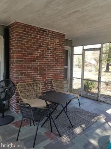 25166 County Rd, Seaford DE  19973-8631 exterior