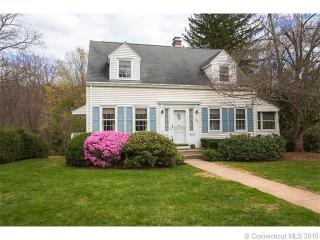 100 Plymouth Ln, Manchester, CT 06040-4404