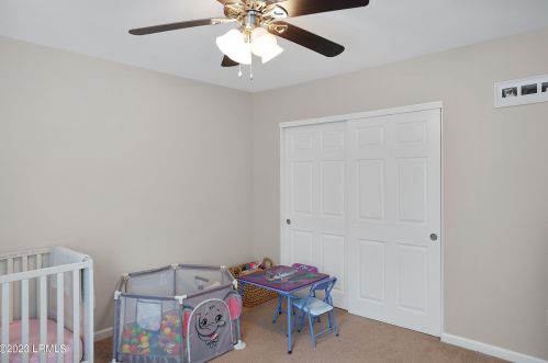 72 Shadow Moss Dr, Beaufort SC  29906-6005 exterior