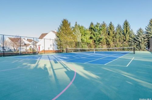 121 Constantine Way, Mount Sinai NY  11766-3005 exterior