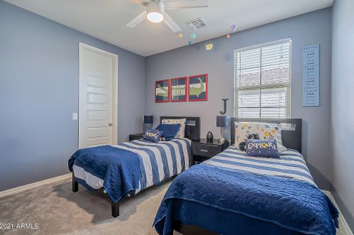 3942 Canyon Pl, Chandler AZ  85249-2075 exterior