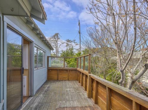 1046 Balboa Ave, Del Monte Park CA  93950-2102 exterior