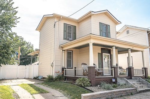 1016 9th Ave, New Brighton, PA 15066-1606