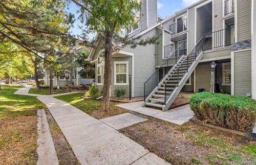 6775 Ivy St, Englewood CO 80112-1062 exterior