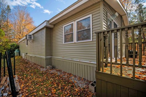 13 Rim Rd, Danville NH  03819-3184 exterior