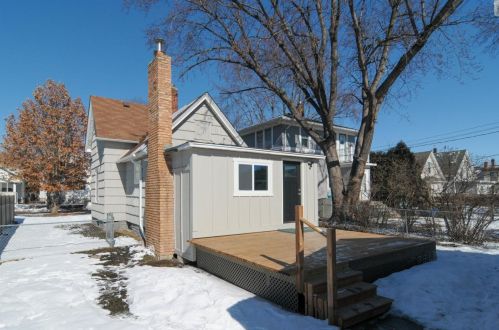 892 Bayard Ave, Saint Paul MN 55102-4002 exterior