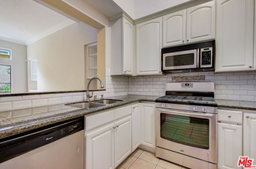 4506 Spencer St, Torrance, CA 90503-2438